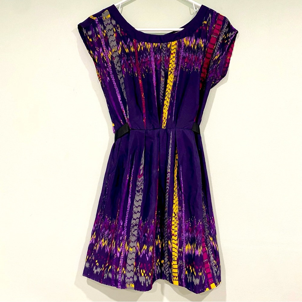 Be Bop Dress Size Small Purple Multicolor Pleated Tie Back Zip Pockets